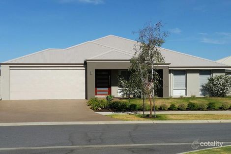 5 Menner Way, Piara Waters, WA 6112