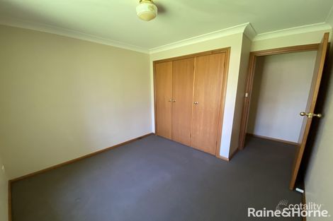 Property photo of 5 Ibis Crescent Orange NSW 2800