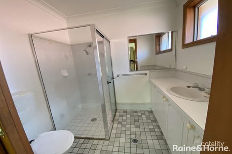 Property photo of 5 Ibis Crescent Orange NSW 2800