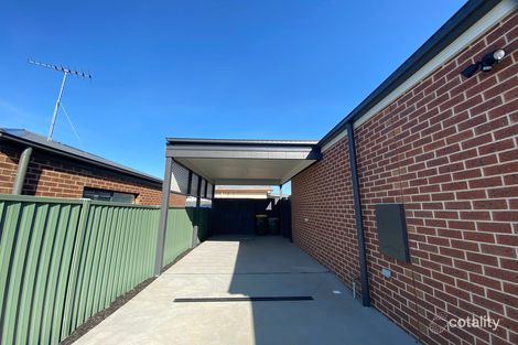 Property photo of 2/9 Quamby Avenue Hamlyn Heights VIC 3215