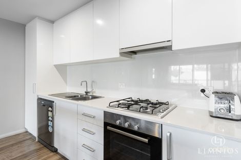 Property photo of 11/5 Antonas Road Northbridge WA 6003