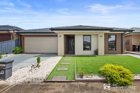 16 Guthrie Dr, Melton South, VIC 3338