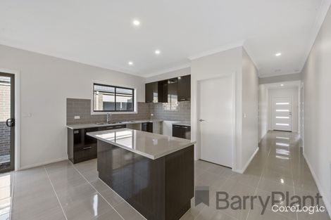 Property photo of 47 Wanneroo Circuit Harkness VIC 3337