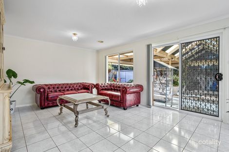 Property photo of 16 Graman Way Taylors Hill VIC 3037