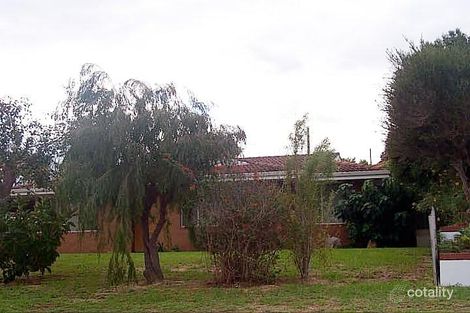 15 Ellesmere Rd, Swan View, WA 6056