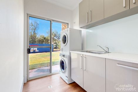 Property photo of 23 Robinson Road Wandi WA 6167