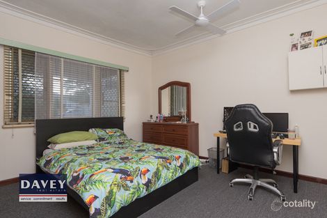 Property photo of 202 Holbeck Street Doubleview WA 6018
