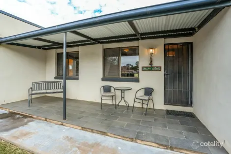 Property photo of 30 Third Avenue North Narromine NSW 2821