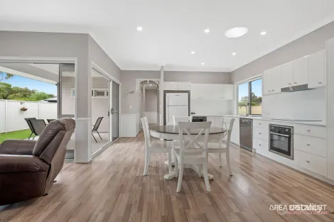 Property photo of 29 Pelican Parade Jacobs Well QLD 4208