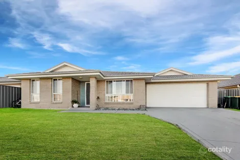 13 Hepburn Cl, Rutherford, NSW 2320