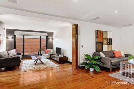 Property photo of 52 Headingley Road Mount Waverley VIC 3149