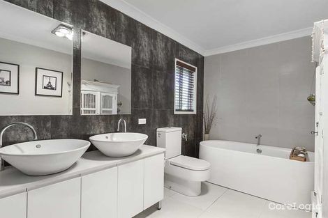 Property photo of 22 Leviathan Drive Mudgeeraba QLD 4213