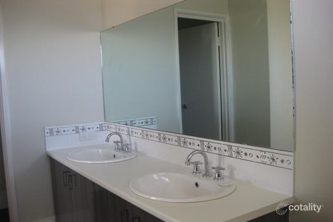 Property photo of 14 Erlon Way Harrisdale WA 6112