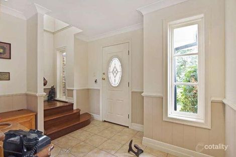 Property photo of 20 Leopard Tree Crescent Sinnamon Park QLD 4073