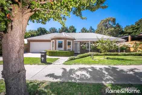 5 Rebecca Way, Gisborne, VIC 3437