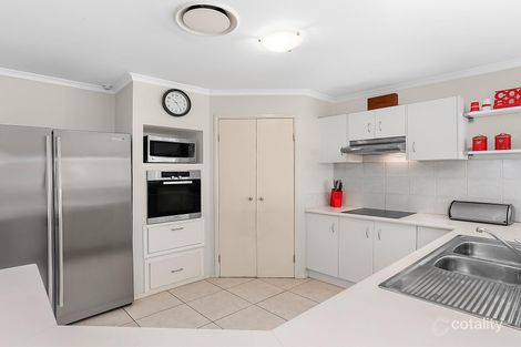 Property photo of 26 Skain Place Horningsea Park NSW 2171