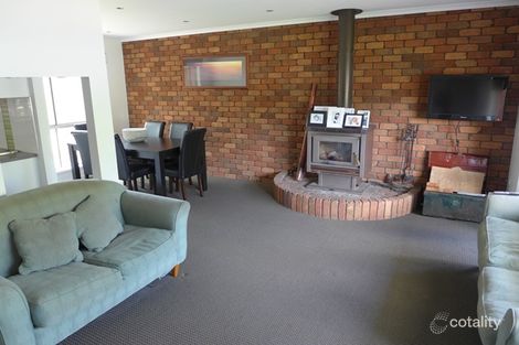 Property photo of 8 Oberon Drive Belmont VIC 3216