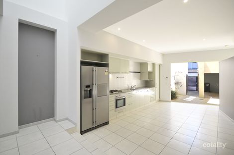 Property photo of 6 Lader Terrace Varsity Lakes QLD 4227