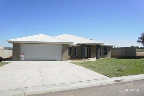 Property photo of 6 Clarence Place Tatton NSW 2650