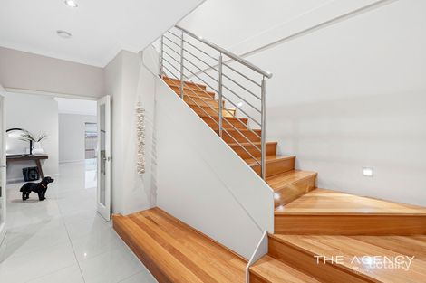 Property photo of 10 Charlotte View Coogee WA 6166