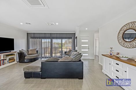 Property photo of 2/96B Mackenzie Street West Golden Square VIC 3555