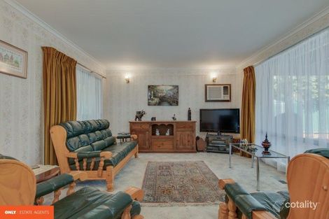 Property photo of 13 Kent Road Narre Warren VIC 3805