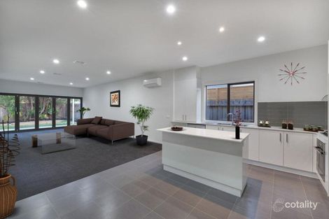 Property photo of 4/28 Eulinga Road Clarinda VIC 3169