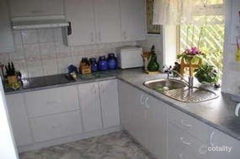 Property photo of 4 Owen Court Christie Downs SA 5164