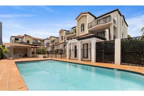 4/33-37 Lenneberg St, Southport, QLD 4215