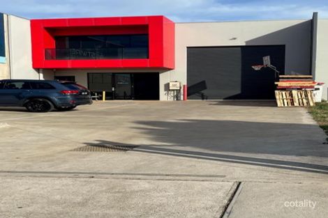 1/120 Eucumbene Dr, Ravenhall, VIC 3023