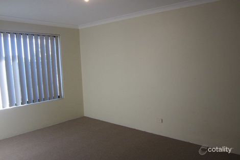 Property photo of 2 Navy Court Quinns Rocks WA 6030