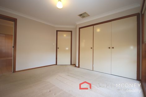 Property photo of 12 Nardoo Street Glenfield Park NSW 2650