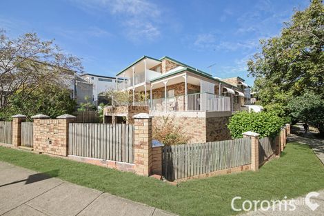 2/169 Sir Fred Schonell Dr, St Lucia, QLD 4067