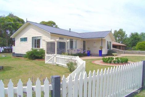 Property photo of 20 Goris Close Bittern VIC 3918