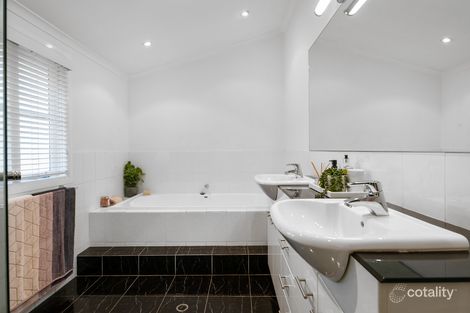 409 Upper Cornwall St, Coorparoo, QLD 4151