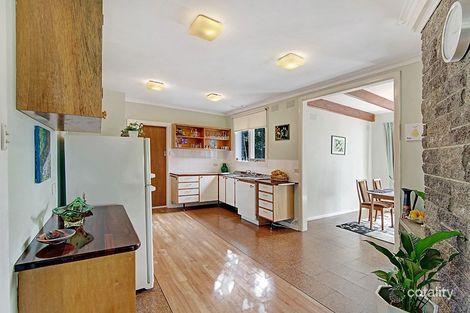 Property photo of 16 Summit Crescent Ringwood North VIC 3134