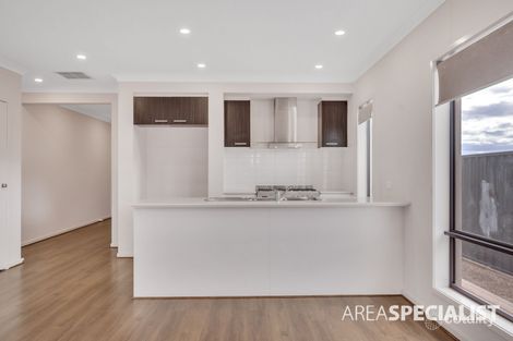 Property photo of 43 Abbeygate Drive Werribee VIC 3030