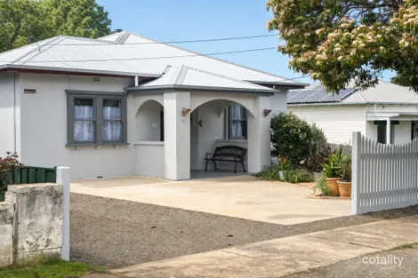50 Park St, Hamilton, VIC 3300