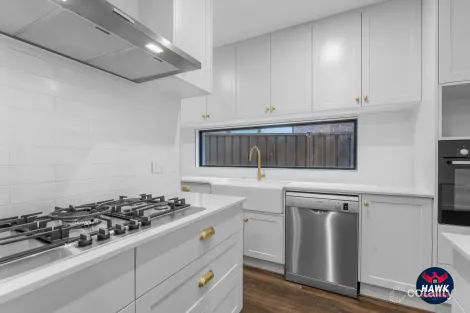 Property photo of 102 Oxalis Crescent Tralee NSW 2620