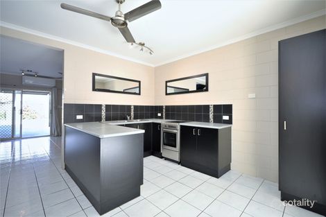 Property photo of 4/18 Robert Road Bentley Park QLD 4869