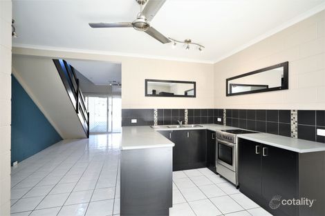 Property photo of 4/18 Robert Road Bentley Park QLD 4869