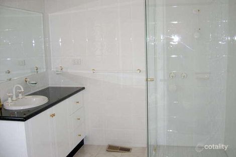 Property photo of 8 Earlsfield Road Hampton VIC 3188