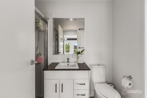 Property photo of 2/34 Radcliffe Crescent Glenvale QLD 4350