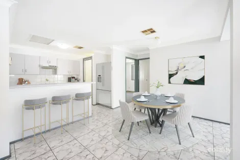 Property photo of 15 Briggs Place St Helens Park NSW 2560