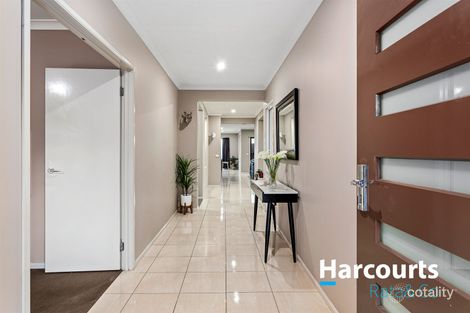 Property photo of 16 Vanderbilt Avenue South Morang VIC 3752