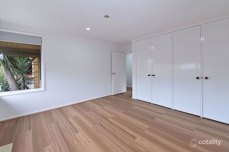 Property photo of 3 Wolverton Drive Gladstone Park VIC 3043