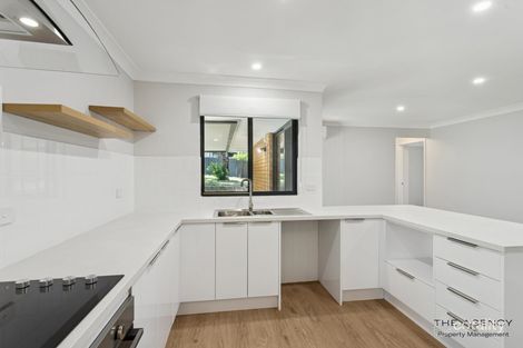 Property photo of 32 Astroloma Place Koongamia WA 6056