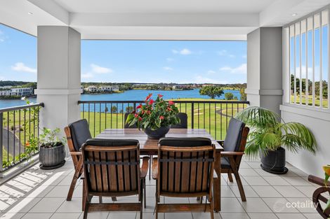 8417 Magnolia Dr E, Hope Island, QLD 4212