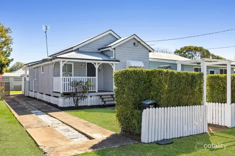 5a Bernard St, Newtown, QLD 4350