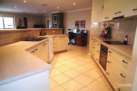 Property photo of 8 Christina Place Griffith NSW 2680